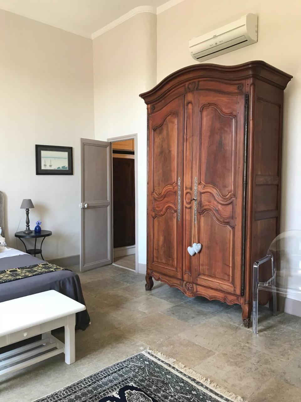 Bed and Breakfast Couleurs De Camargue Beauvoisin  Exterior foto