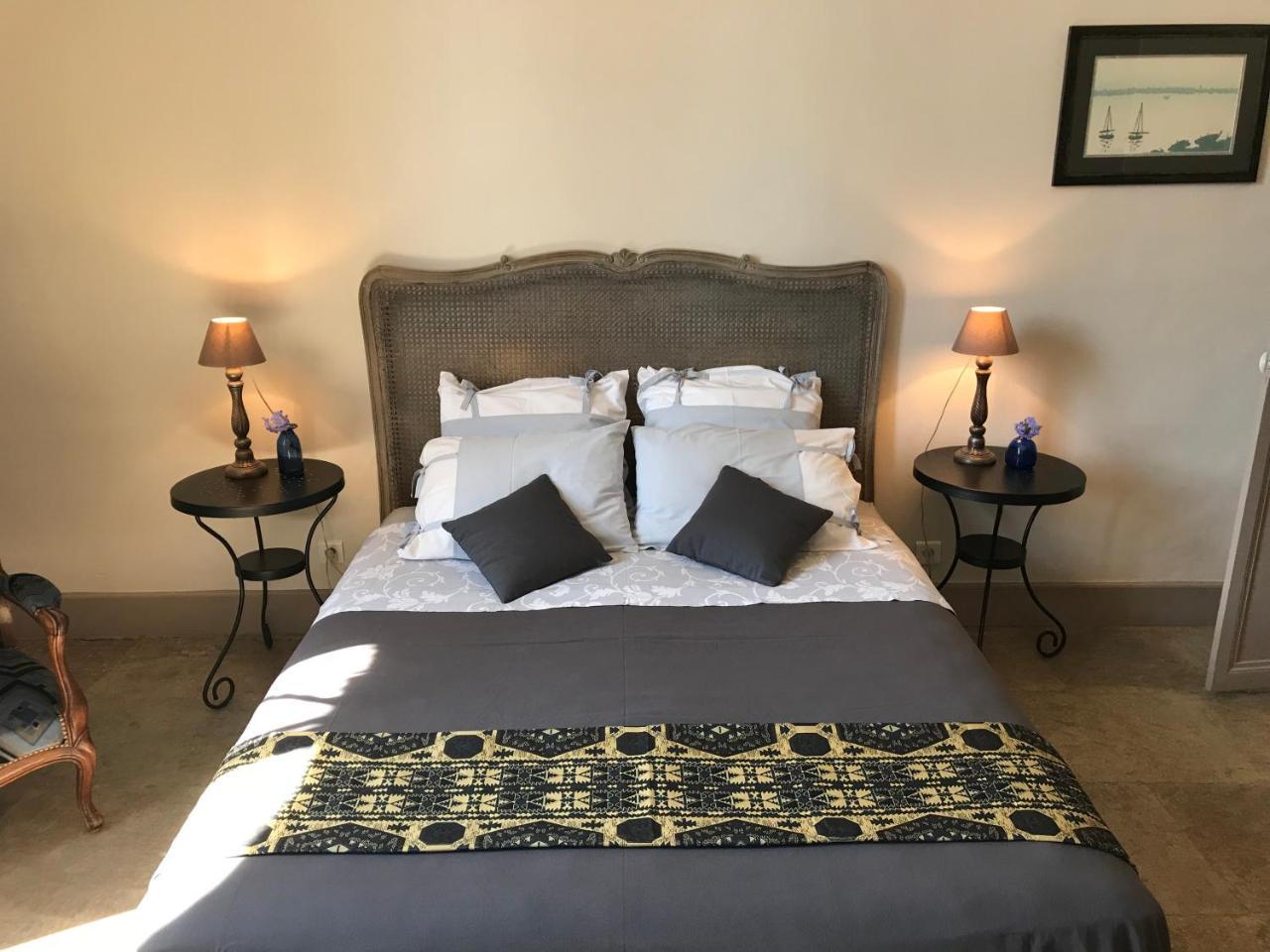 Bed and Breakfast Couleurs De Camargue Beauvoisin  Exterior foto