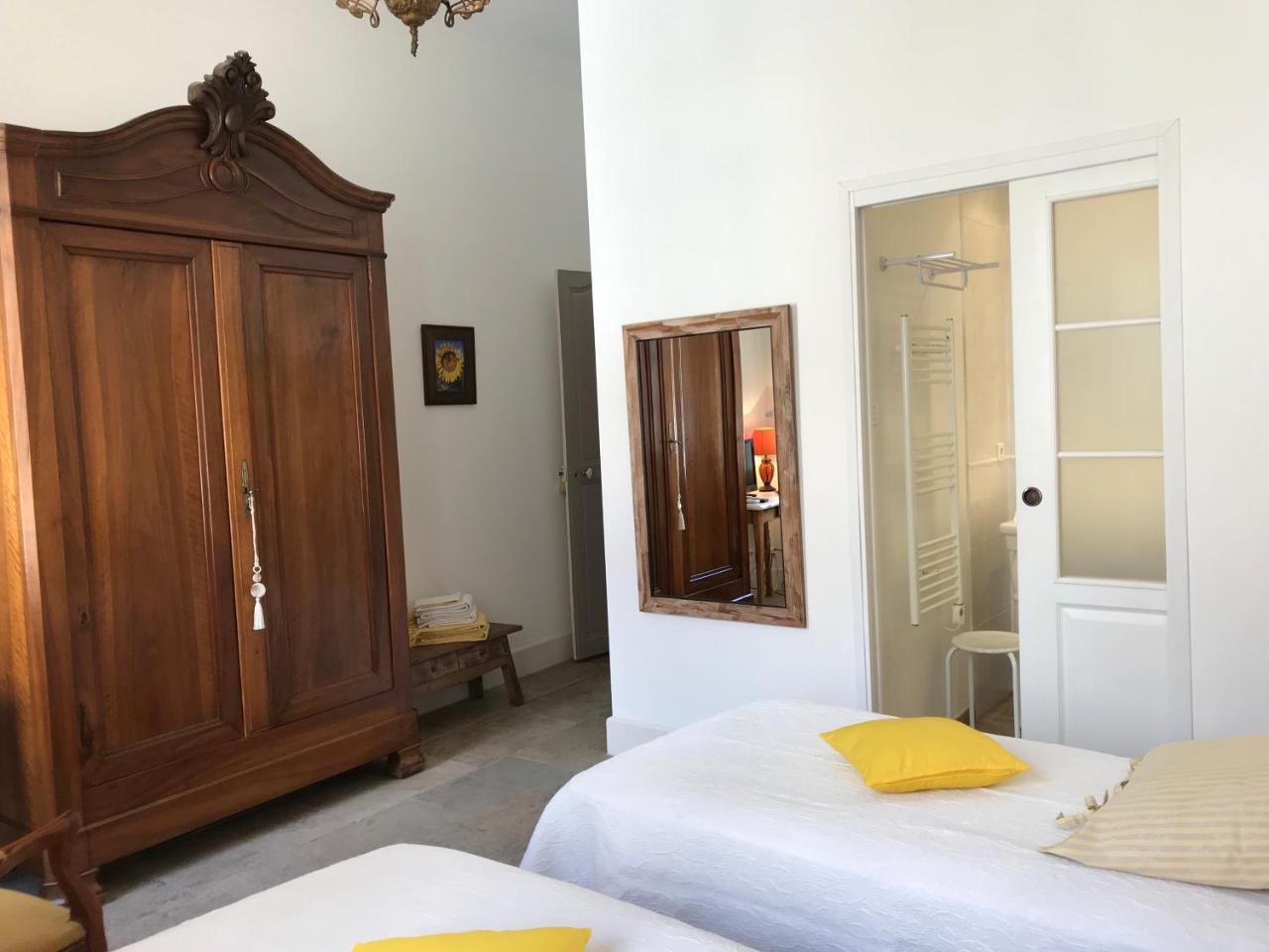 Bed and Breakfast Couleurs De Camargue Beauvoisin  Exterior foto