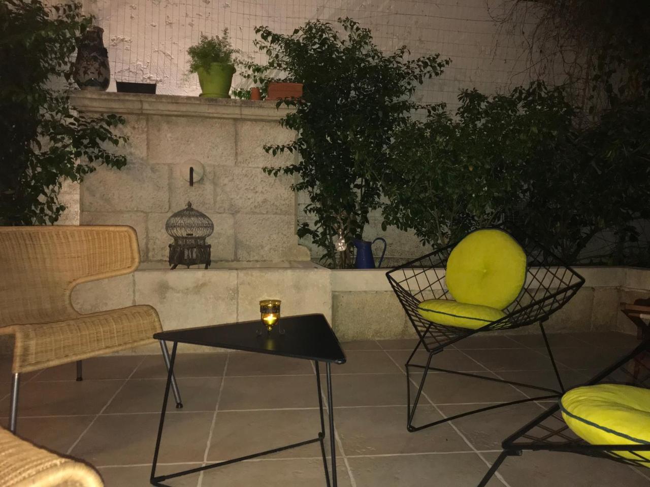 Bed and Breakfast Couleurs De Camargue Beauvoisin  Exterior foto